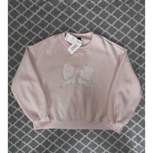 Bow Crewneck